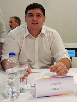 687bb8ef dd08 4695 899f 105151f3657e