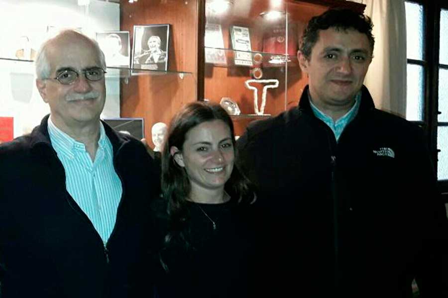 2fe55974 f922 437e a6a1 8ecd6644a2fc