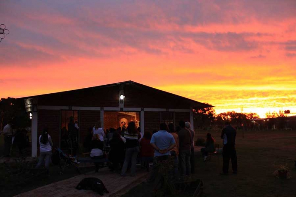 El Padre Ale convoca a una misa en v&iacute;speras de la nochebuena
