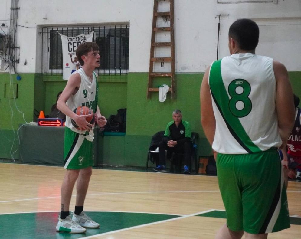 Mondino marc&oacute; 14 puntos en la noche.