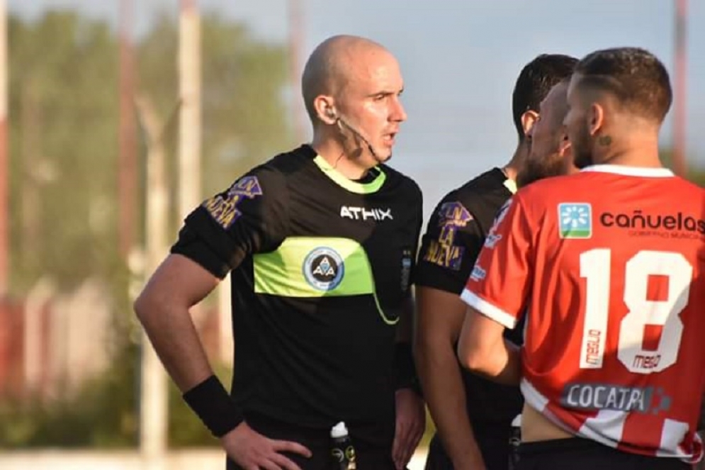 Porticella con su arbitraje qued&oacute; en el centro de la escena. /PH: Jonathan Arga&ntilde;araz. 