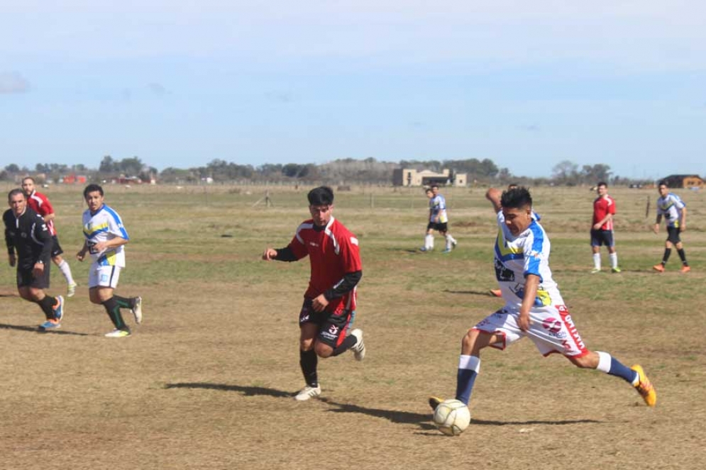 Im&aacute;genes y testimonios de la Liga Ca&ntilde;uelense de F&uacute;tbol