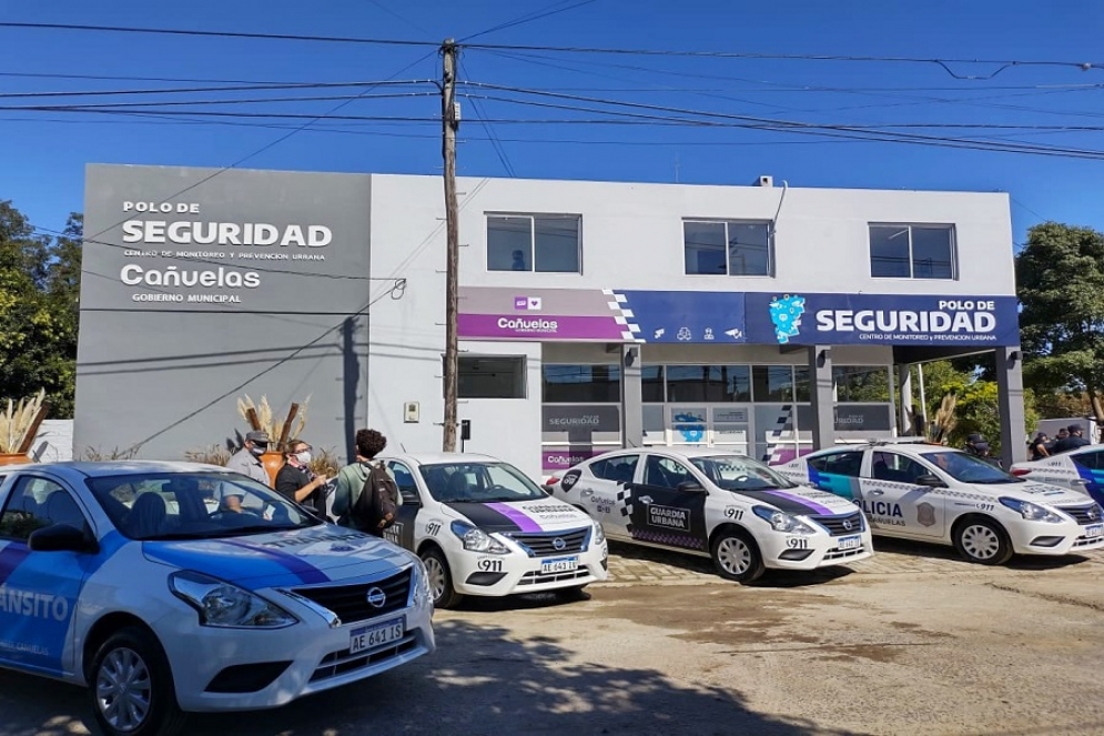 Ca&ntilde;uelas present&oacute; el nuevo Polo de Seguridad y sum&oacute; 12 m&oacute;viles