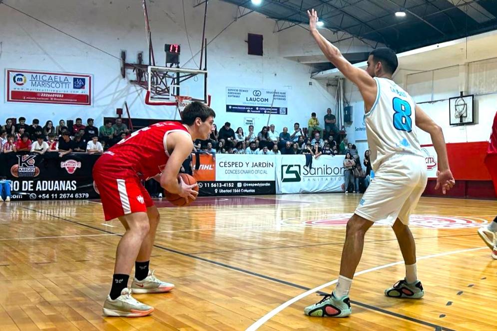 Fue acompa&ntilde;ado por un buen marco en la noche del mi&eacute;rcoles. Ph:  Prensa&nbsp;CFC-CAB.