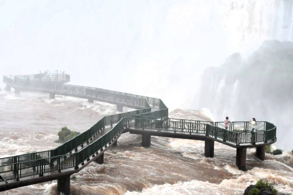 El cuadal de agua se duplic&oacute; en 48 horas.