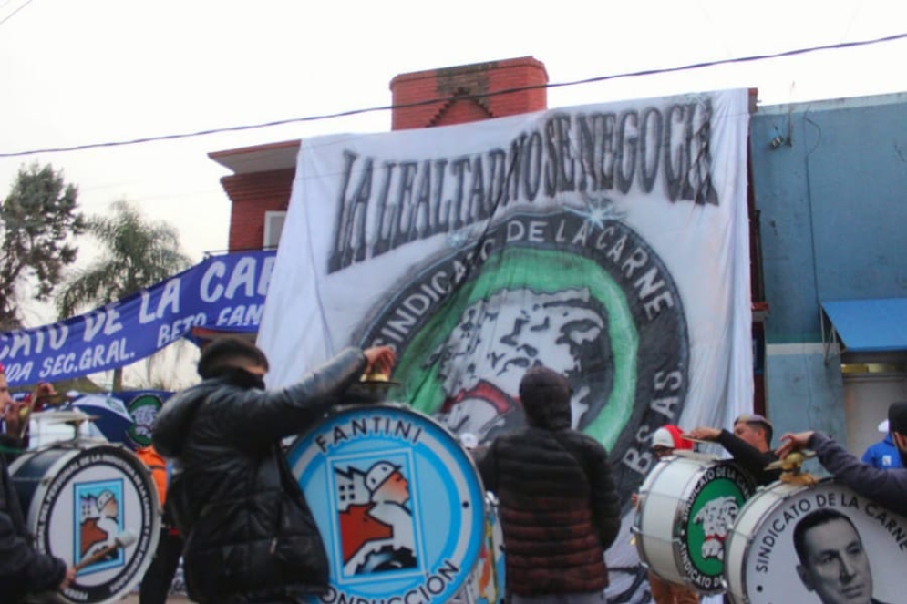 El acto tuvo liturgia peronista de principio a fin.