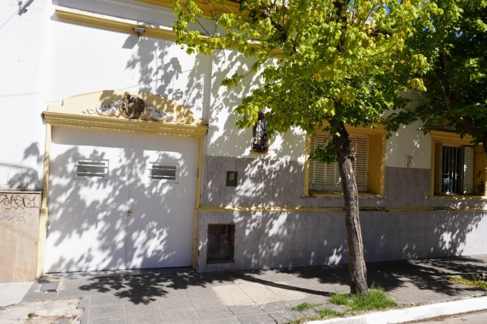 La investigaci&oacute;n est&aacute; detr&aacute;s de los rastros del delincuente.