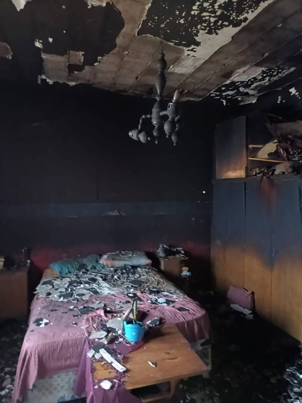 La casa tiene peligro de derrumbe.