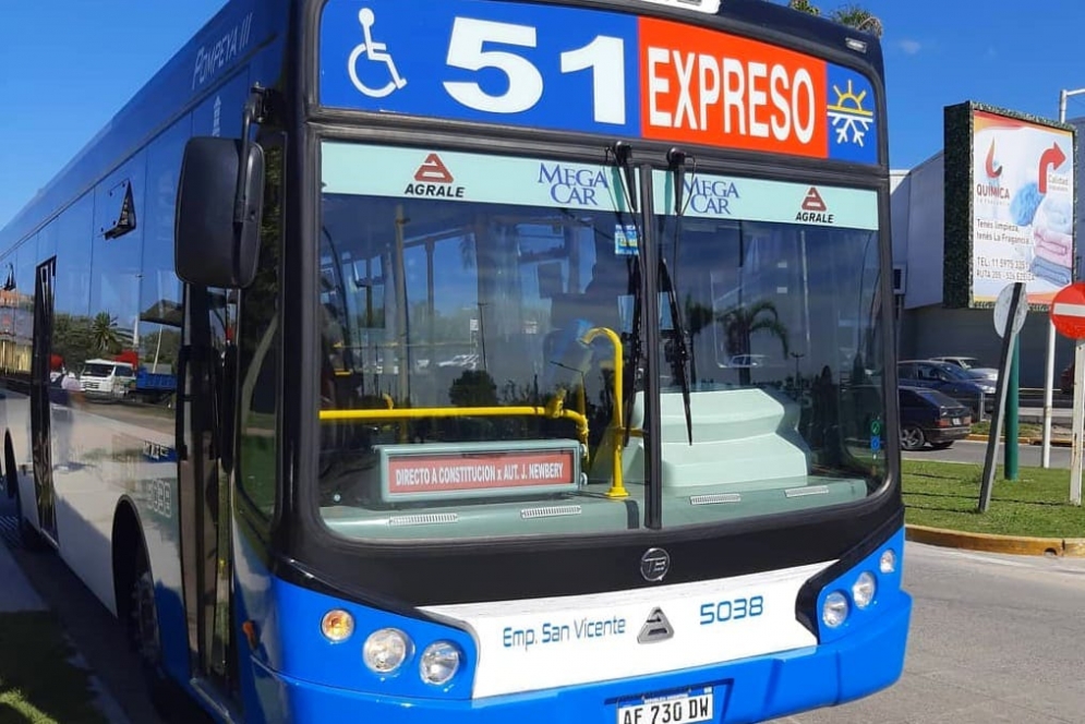 El aumento de 50 pesos indign&oacute; a los usuarios del servicio r&aacute;pido.