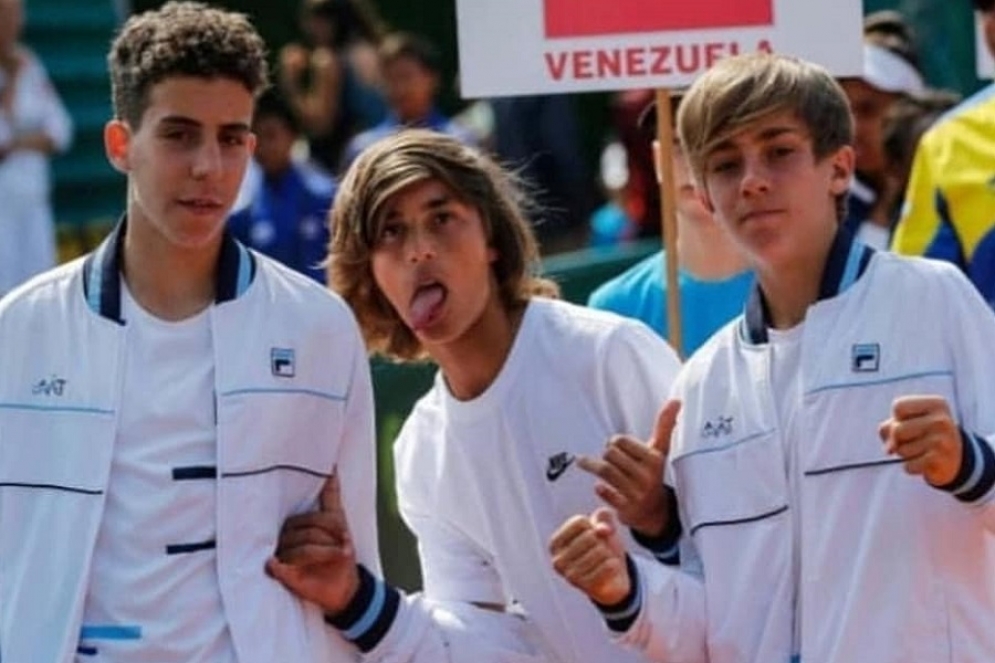 El "team" argentino, en Rep. Checa.