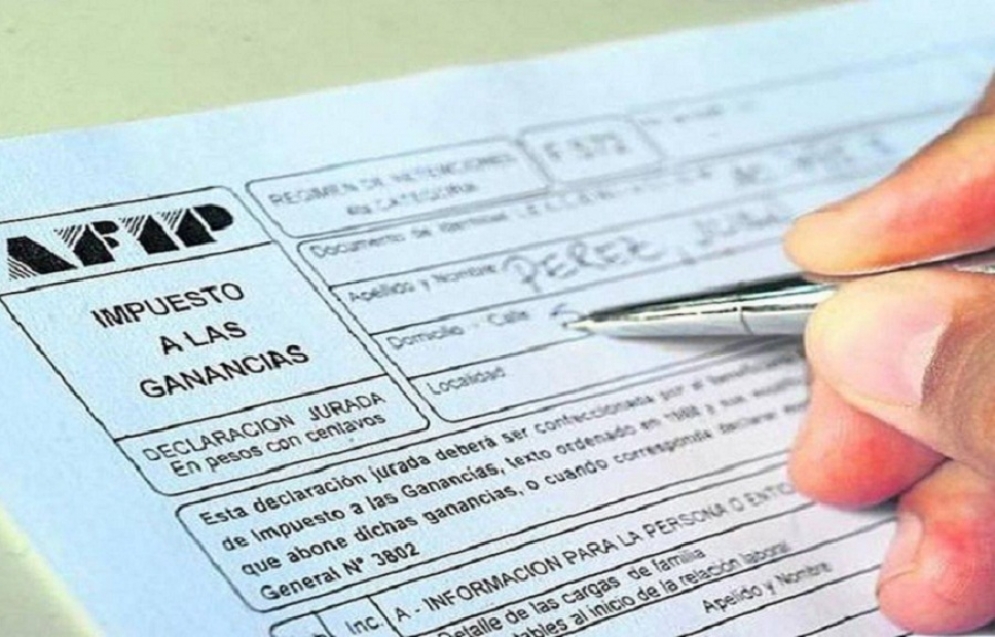 El debate se extendi&oacute; desde el s&aacute;bado hasta las primeras horas del domingo.