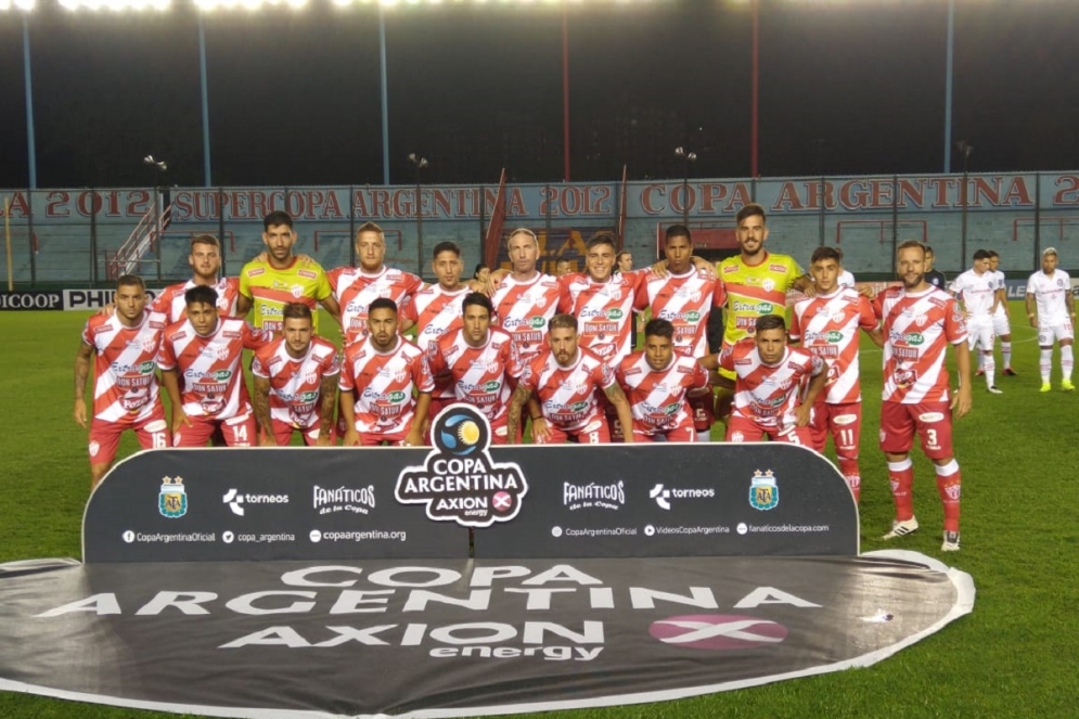 VIDEO: Las voces de los hinchas en la previa con AAAJ