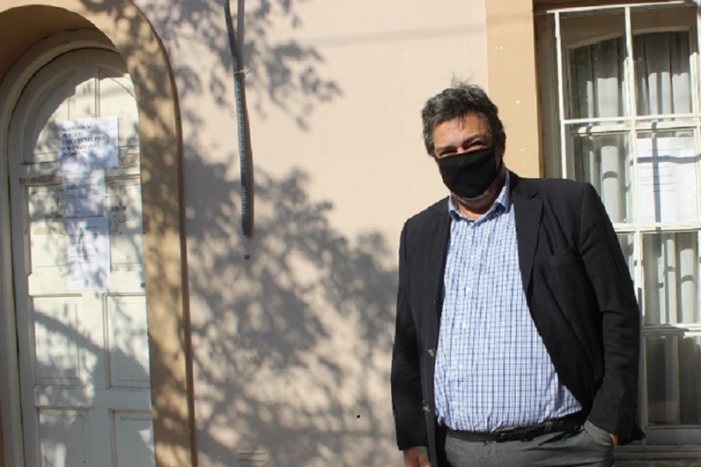 Es un reconocido jurista.