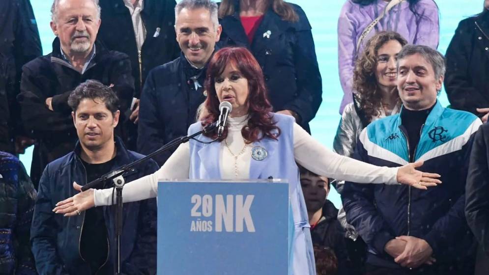 Las diferencias entre los sectores empiezan a desembocar en los distritos.