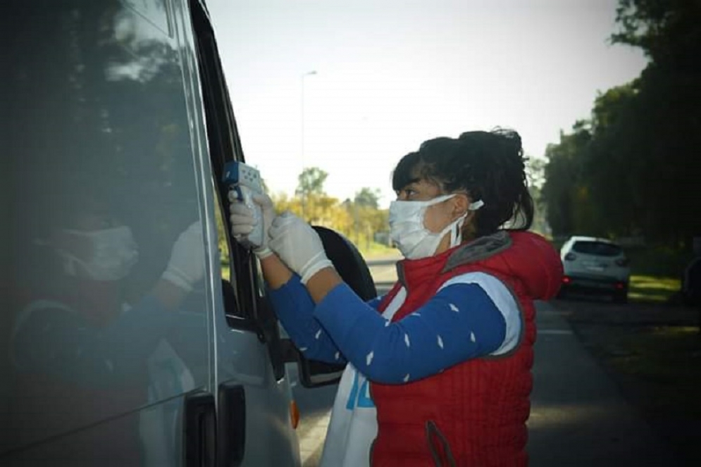 Desinfecci&oacute;n exterior en accesos clave.