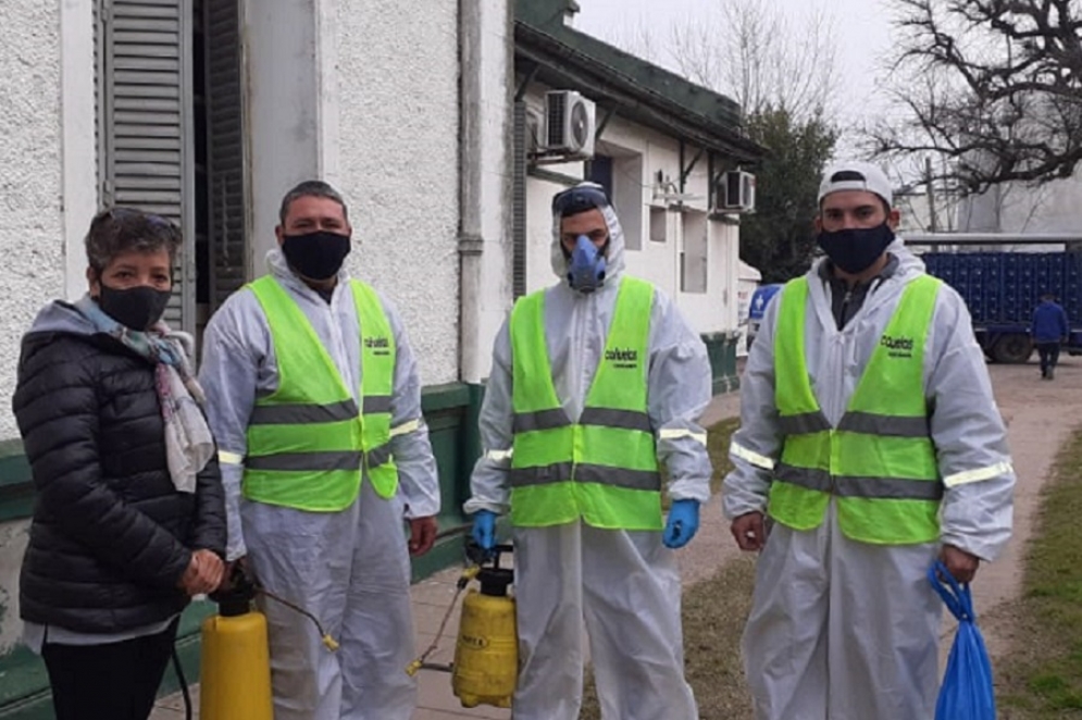 La secretaria general de ATE, Graciela Perazzo, encabez&oacute; la comitiva del gremio.