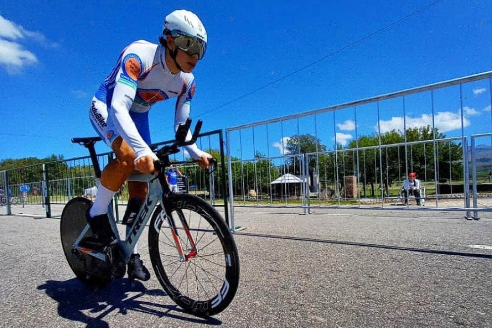 Octavio Salm&oacute;n sigue sumando y se prepara para el mundial