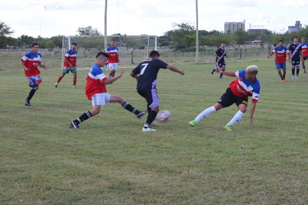 El campe&oacute;n no pudo con La Sub 21 del barrio La Torre, un hueso duro de roer. 