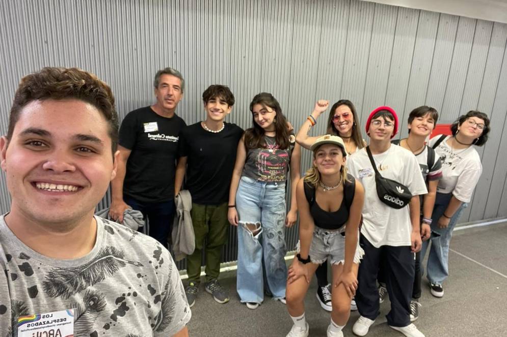 Los j&oacute;venes de "Los Desplazados".