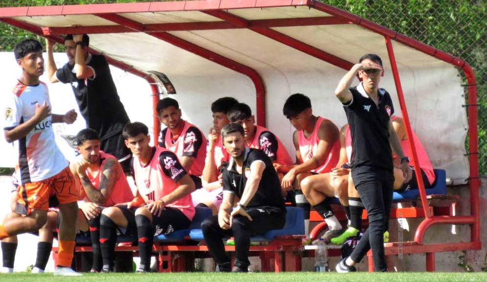 Puntos de vista y objetivos distintos entre la dirigencia y el cuerpo t&eacute;cnico comandado por Ortiz y Pelorosso.