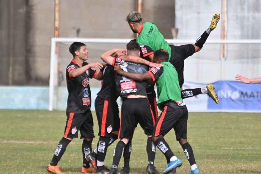 Empate que le sirve de poco a Ca&ntilde;uelas.