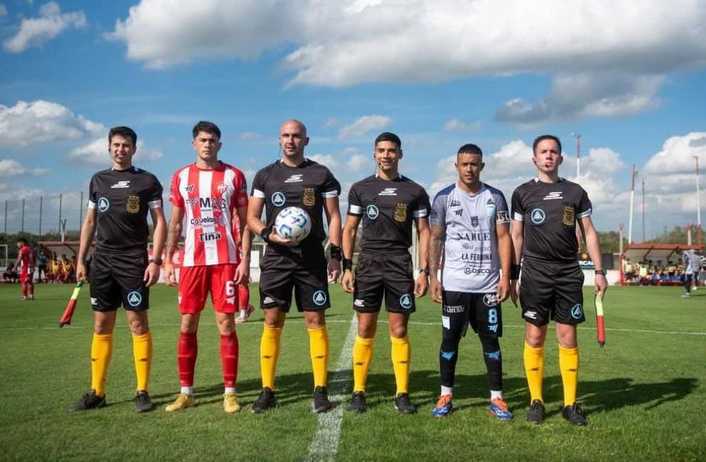 La foto que nunca sale, autorides y capitanes en la tarde del domingo. Ph: redes VA.