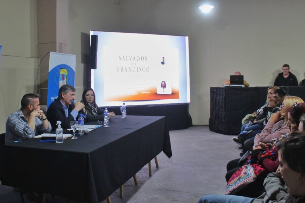 El investigador pretende poner en evidencia los casos en que Jorge Bergoglio ayud&oacute; a cuidar la vida de v&iacute;ctimas de la dictadura c&iacute;vico militar.