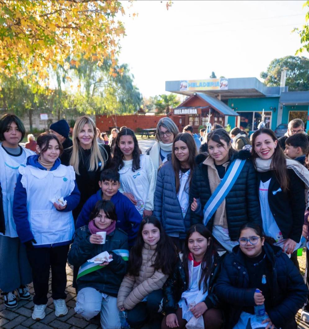 El acto fue en la plaza principal, este lunes por la ma&ntilde;ana.