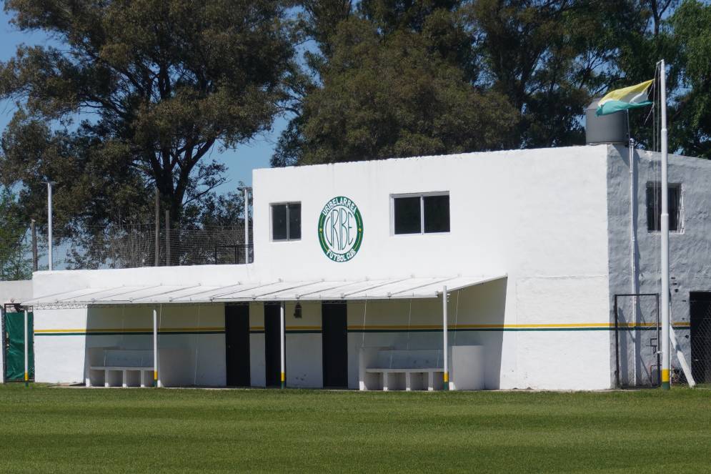 El Estadio "Pinto" Caetano, luce mejor que nunca.