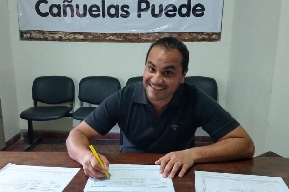 Sebasti&aacute;n Corfield, el hombre acusado por los funcionarios municipales. 