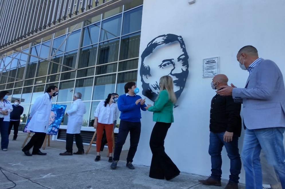 Los homenajes se extienden en todo el pa&iacute;s.