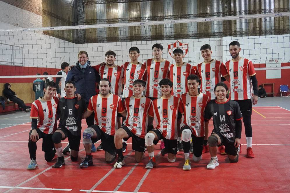 El plantel albirrojo en la noche del mi&eacute;rcoles.