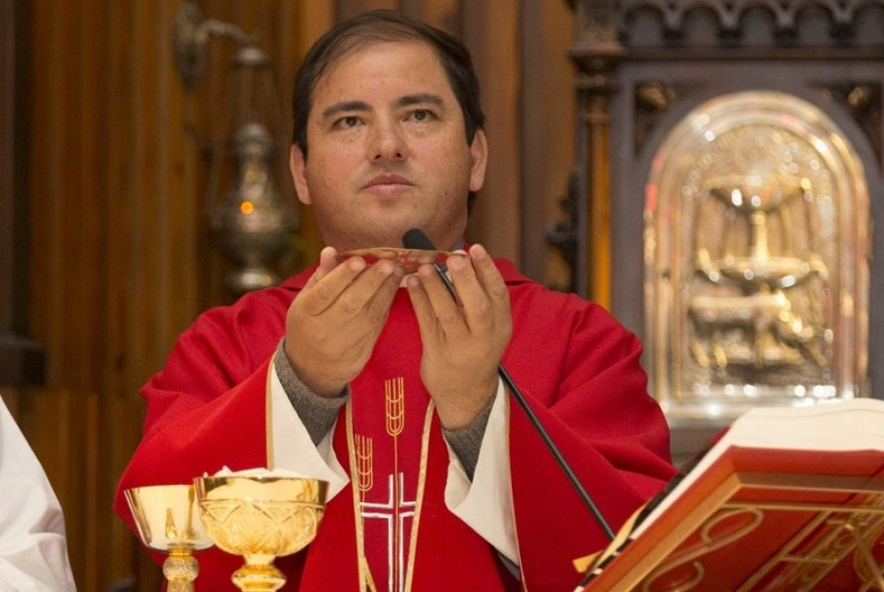 Walter Bejarano. 