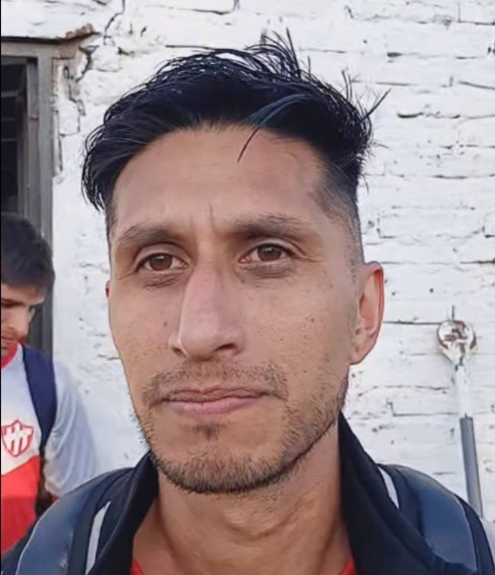 Gim&eacute;nez, a la salida del vestuario en Rodr&iacute;guez. 