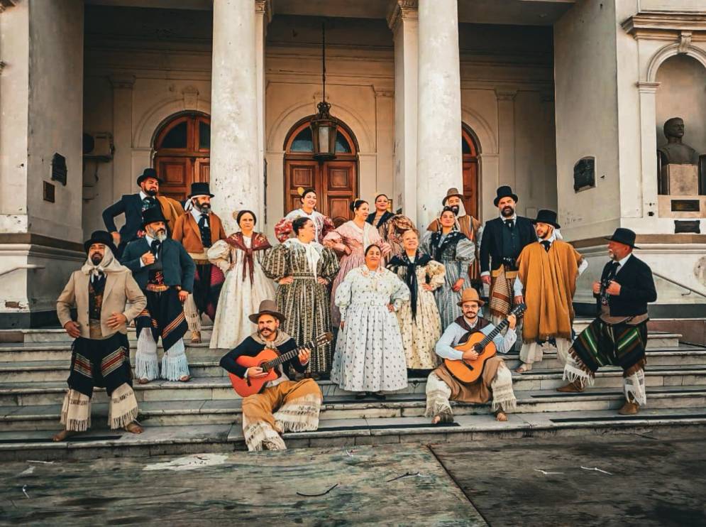 Aguirre y Carmona junto a los dem&aacute;s competidores.