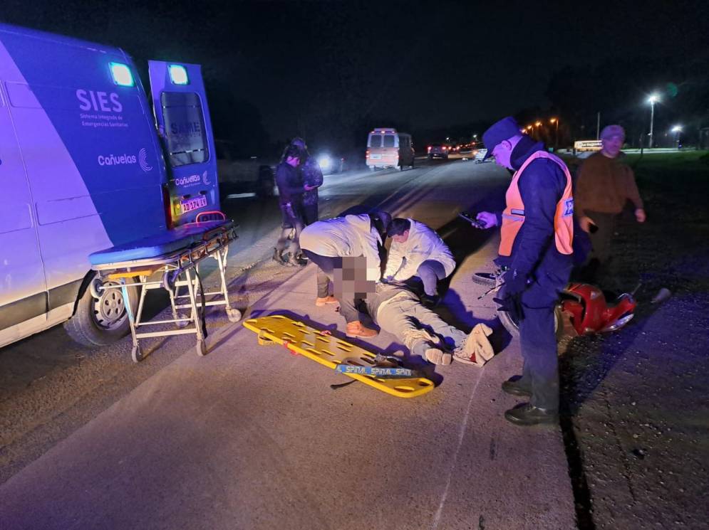 Llamas, ca&iacute;da en la mano a M&aacute;ximo Paz, a metros del acceso a La Taquara. 