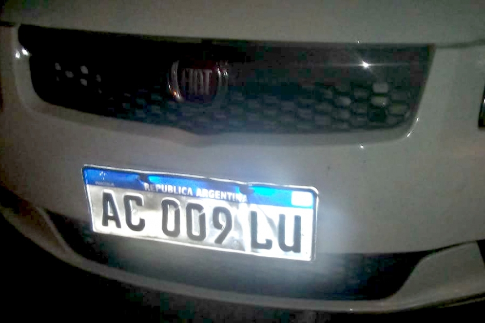 La chapa patente no pertenec&iacute;a al Siena. 