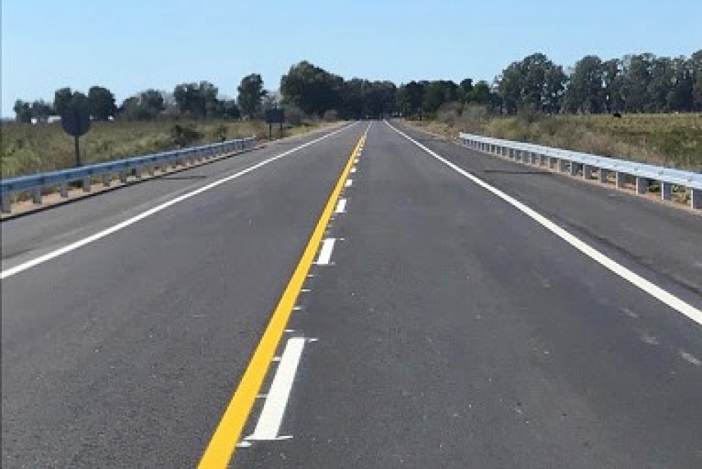 La Ruta 215, de Brandsen al acceso a Loma Verde. As&iacute; quedar&aacute; la calzada tras las obras.