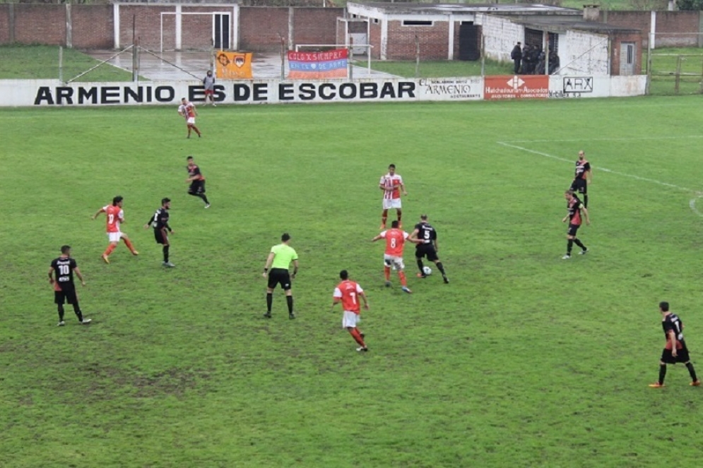 Armenio golpe&oacute; de entrada y le gan&oacute; al CFC en el debut