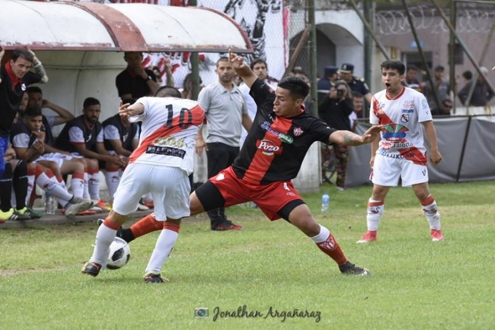 Ca&ntilde;uelas volvi&oacute; a sumar como visitante. /Foto: Jonathan Arga&ntilde;araz.