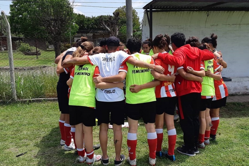 Foto: Facebook (Ca&ntilde;uelas F&uacute;tbol Club).