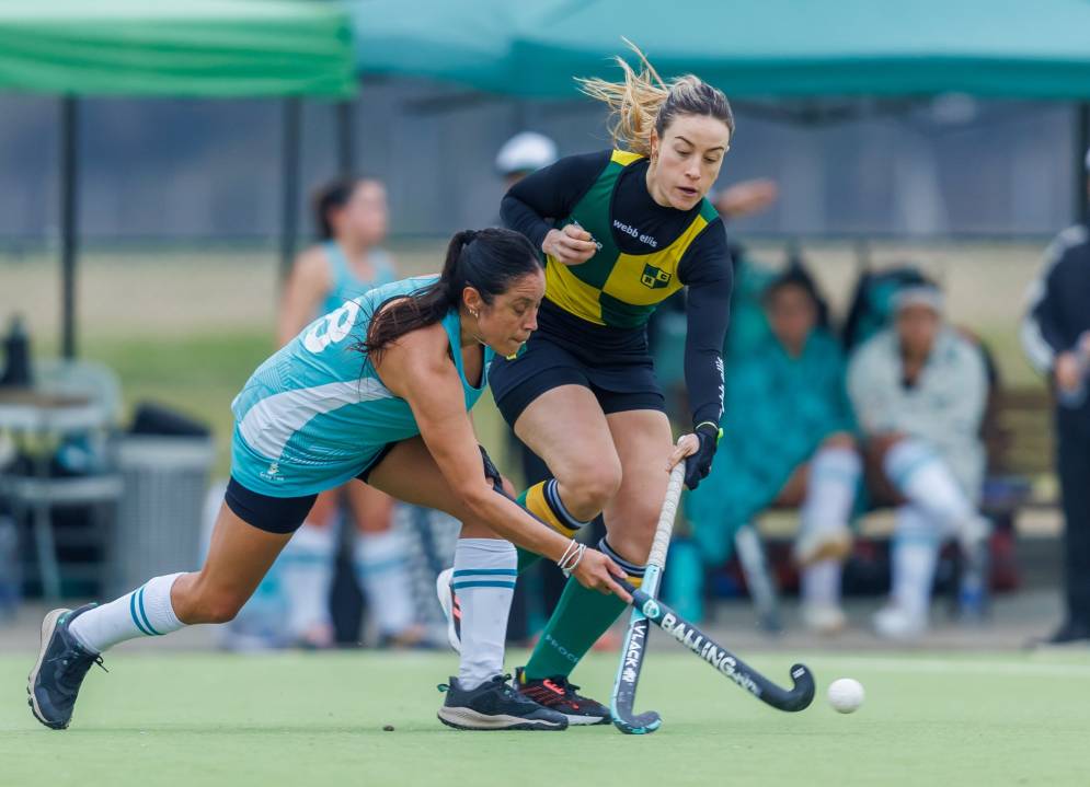 Las "auriverdes" se repusieron de la ca&iacute;da con Ferro. (FOTO: @hockeysansebastian).