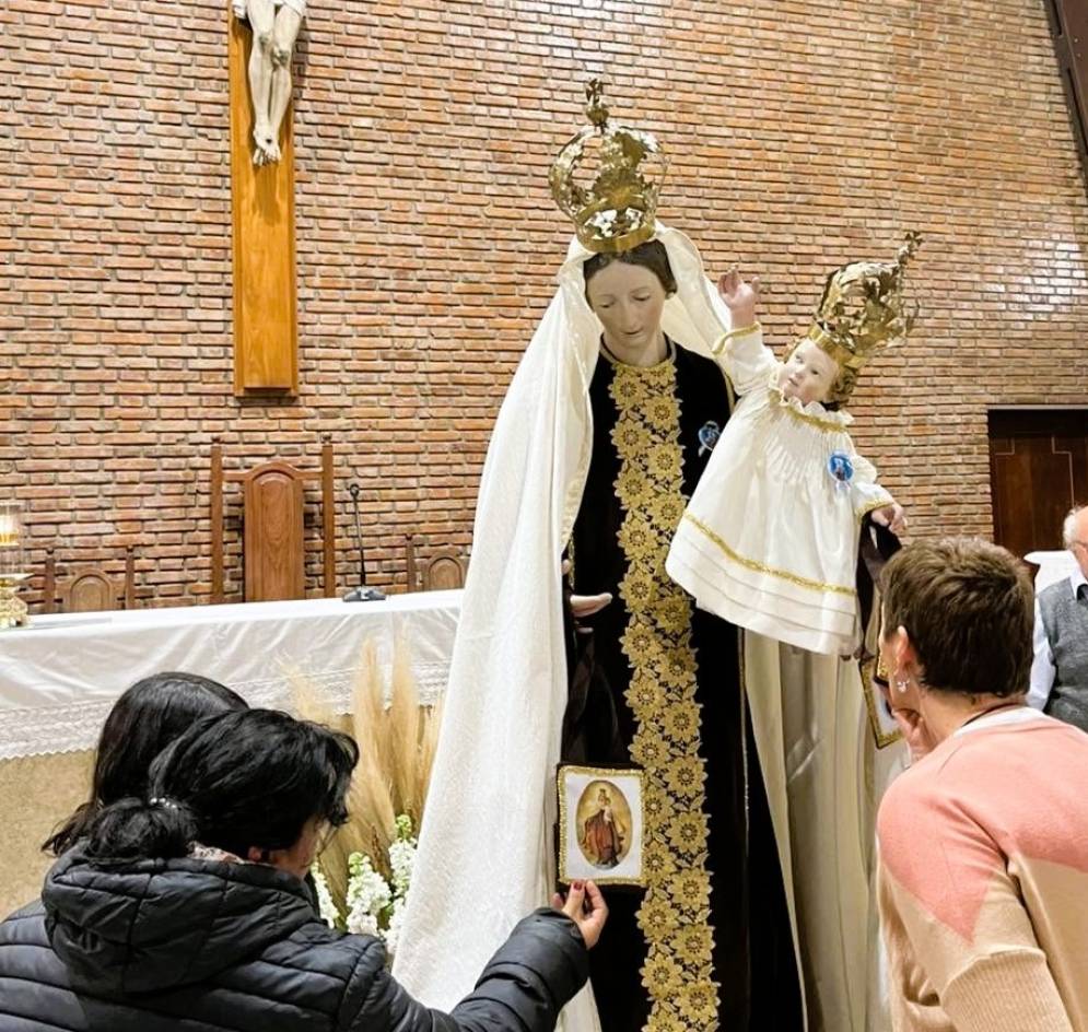 Los feligreses conmemor&aacute;n hoy el D&iacute;a de la Virgen Del Carmen. 