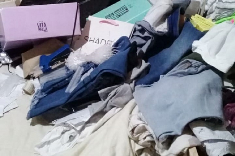 Los due&ntilde;os de la vivienda se encontraron con todo revuelto. 