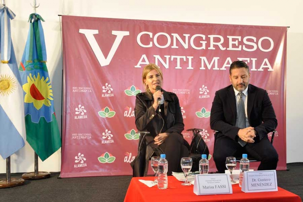 La intendenta Fassi particip&oacute; del V Congreso Antimafia