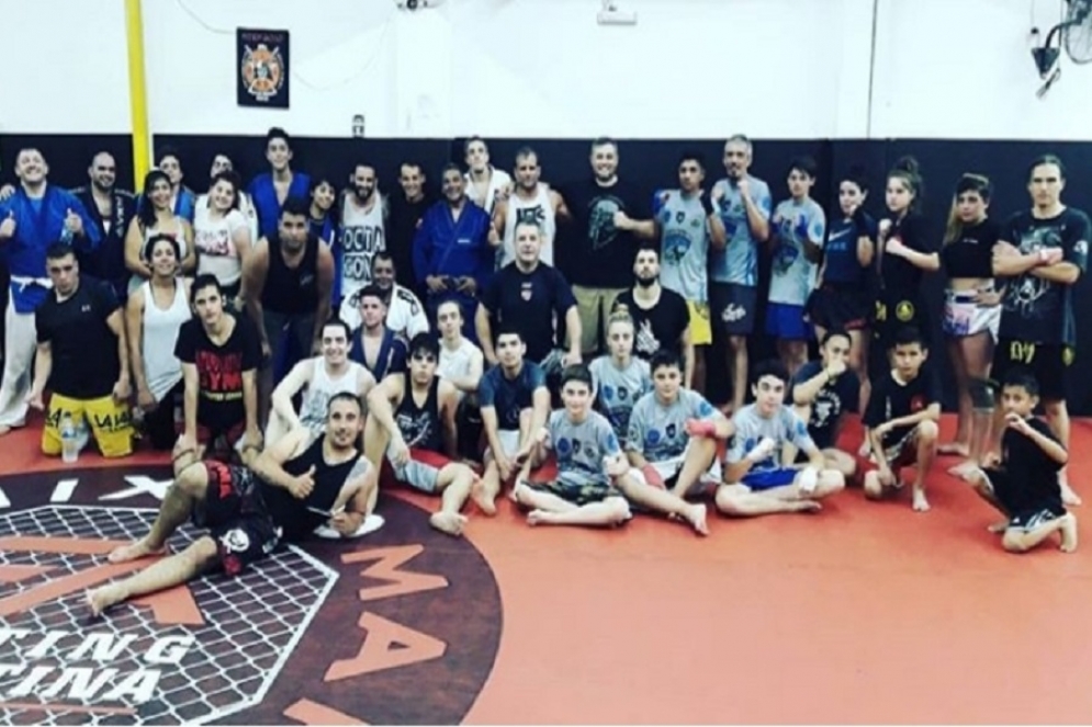 La delegaci&oacute;n de Ca&ntilde;uelas. 