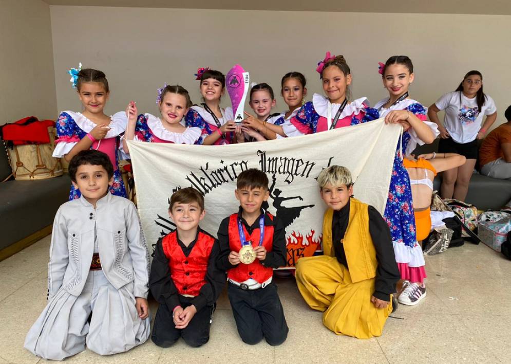 Uno de los representativos de Ca&ntilde;uelas.