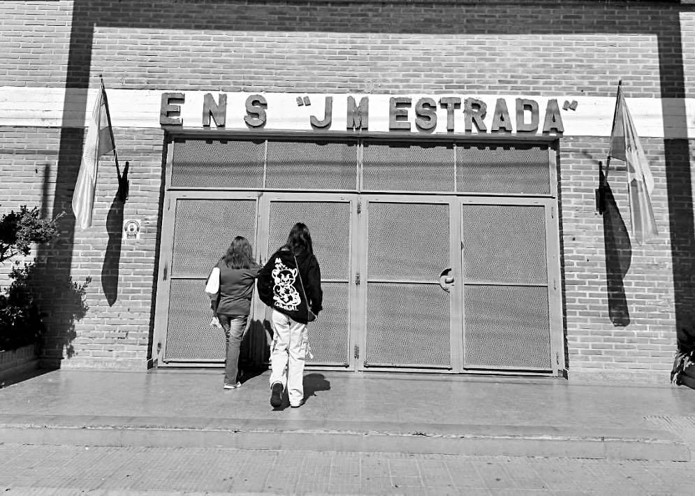 La unidad acad&eacute;mica suspendi&oacute; las actividades presenciales de este lunes. 