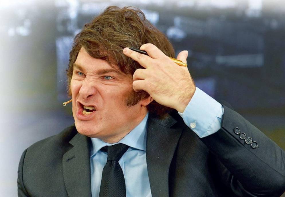 La tensi&oacute;n social escala a pasos aceleredados.