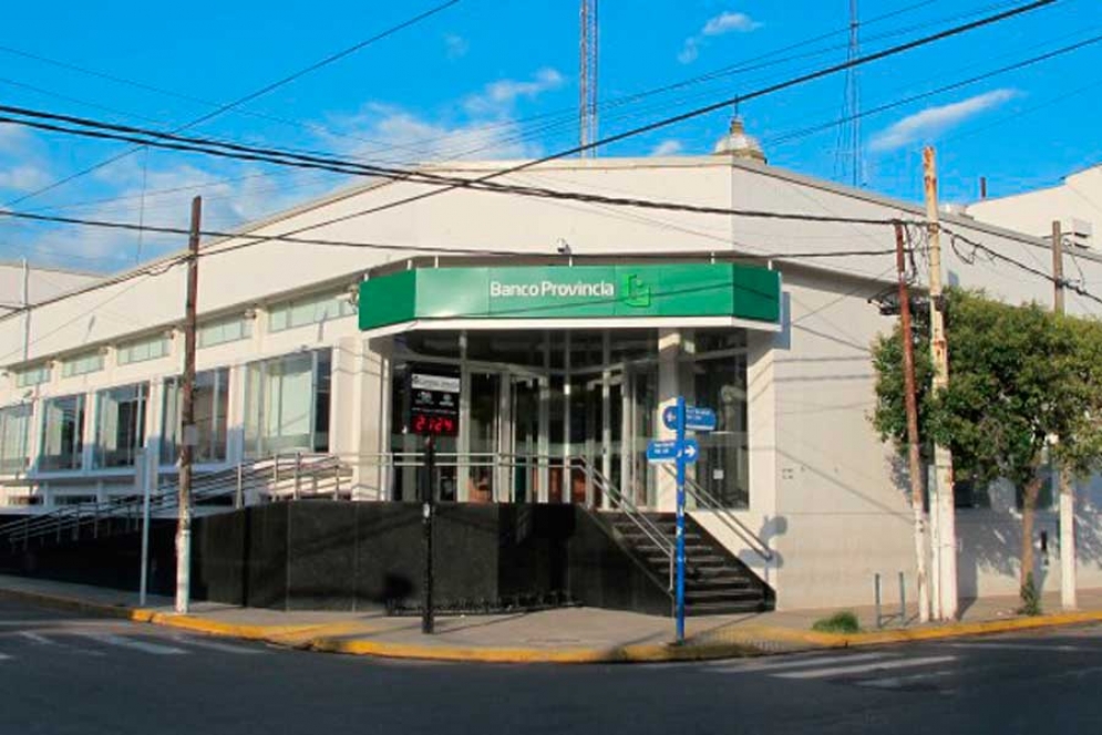 Alto acatamiento en la primera jornada de paro en el Banco Provincia